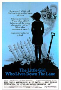 دانلود فیلم The Little Girl Who Lives Down the Lane 197610480-1512783138