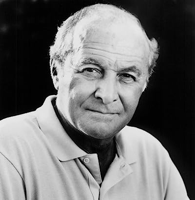 Robert Loggia