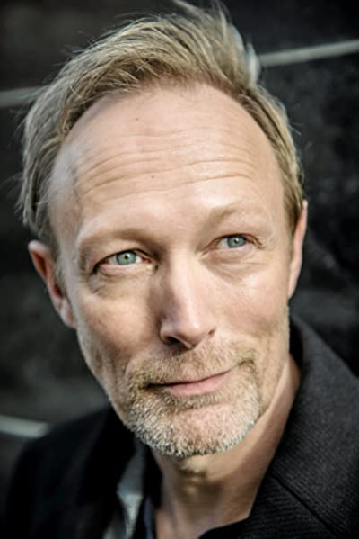 Lars Mikkelsen