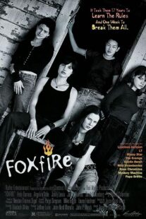 دانلود فیلم Foxfire 1996371518-1576483047