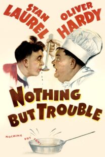 دانلود فیلم Nothing But Trouble 1944404817-944797602