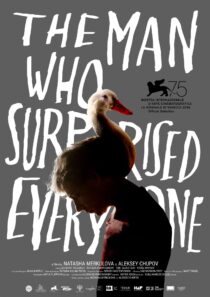 دانلود فیلم The Man Who Surprised Everyone 2018406621-532521034